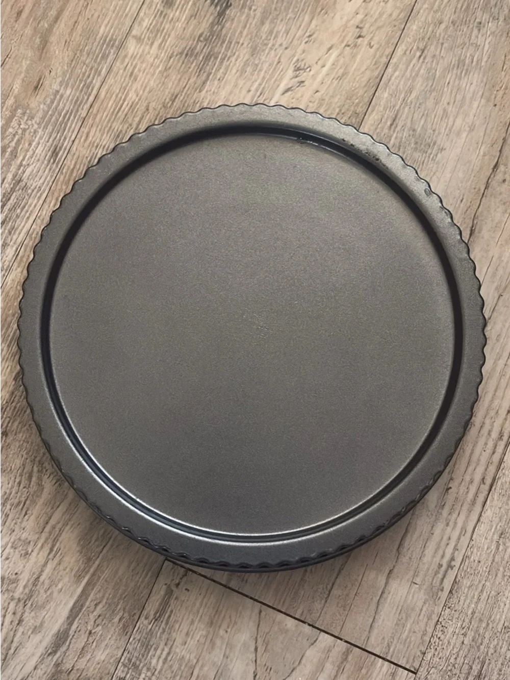 The Pampered Chef Black Nonstick Bakeware Surface